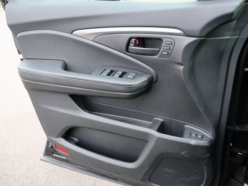 Certified 2023 Honda Passport EX-L image 31