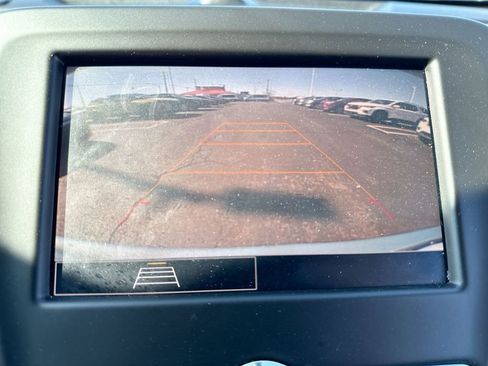 Used 2022 Chevrolet Equinox LT FWD image 17