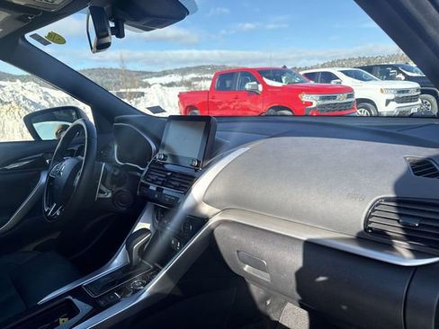 Used 2024 Mitsubishi Eclipse Cross SEL AWD/4WD image 30