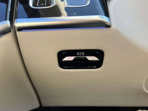 Used 2023 Mercedes-Benz S 500 4MATIC image 25