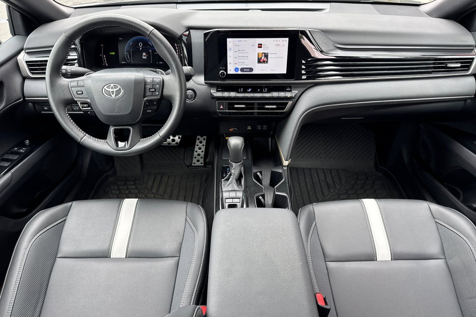 Used 2026 Toyota Camry SE w/ Convenience Package FWD image 18