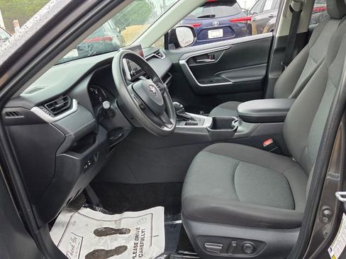 Used 2024 Toyota RAV4 XLE image 5
