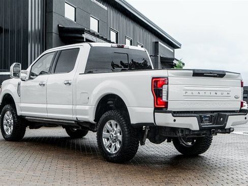 Used 2017 Ford F250 Platinum w/ Platinum Ultimate Package AWD/4WD image 2