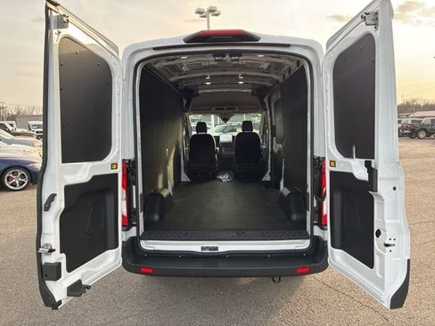 New 2026 Ford Transit 250 148 Medium Roof w/ Load Area Protection Package RWD image 23