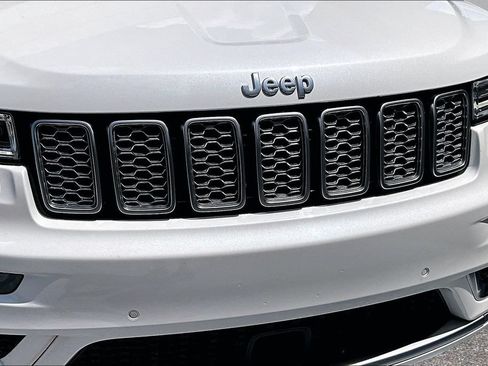 Used 2019 Jeep Grand Cherokee Summit w/ Platinum Series Group AWD/4WD image 34