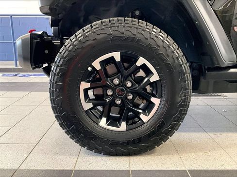 Used 2026 Jeep Gladiator Rubicon AWD/4WD image 6