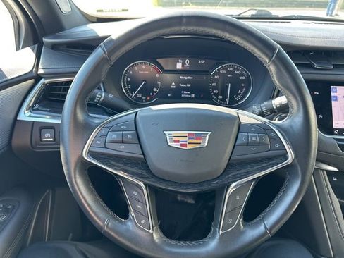 Used 2023 Cadillac XT5 Premium Luxury AWD/4WD image 13