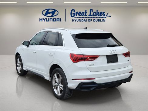 Used 2020 Audi Q3 2.0T Premium image 3