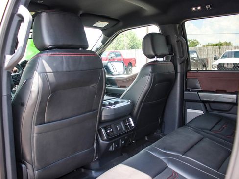 New 2022 Ford F150 Lariat w/ Max Trailer Tow Package image 45