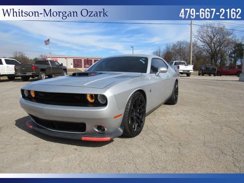 Used 2019 Dodge Challenger R/T Scat Pack w/ Shaker Package image 3