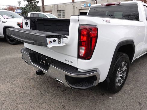 Used 2022 GMC Sierra 1500 SLE w/ X31 Off-Road Package image 26