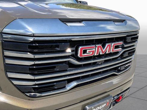 Used 2023 GMC Sierra 1500 AT4 w/ AT4 Premium Package AWD/4WD image 30