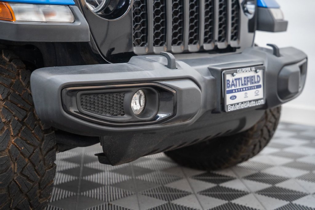 Used 2021 Jeep Gladiator Sport AWD/4WD image 14