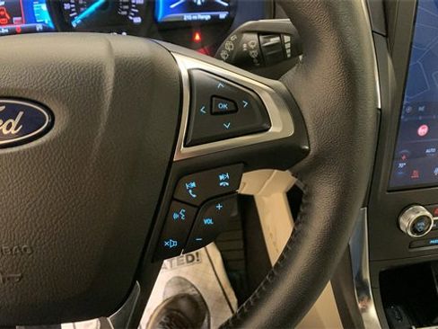 Certified 2024 Ford Edge Titanium image 35