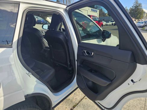 Certified 2024 Volvo XC60 B5 Core w/ Protection Package Premier image 13