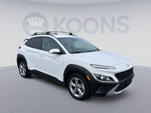Used 2023 Hyundai Kona SEL AWD/4WD image 10