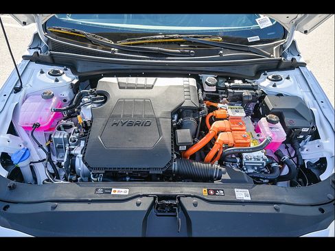 New 2026 Hyundai Elantra SEL FWD image 29