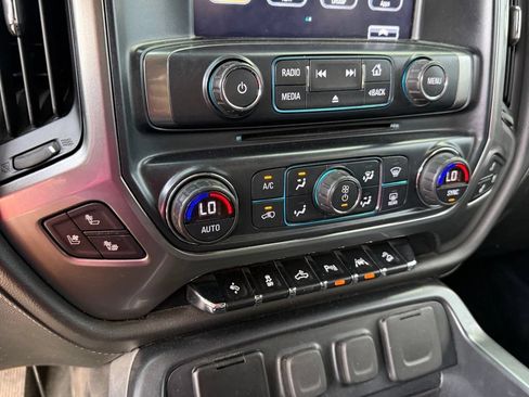 Used 2018 Chevrolet Silverado 1500 LTZ Z71 w/ Centennial Edition AWD/4WD image 24