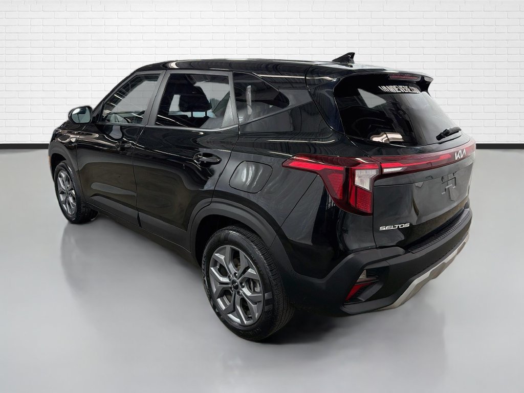 Used 2025 Kia Seltos LX AWD/4WD image 7