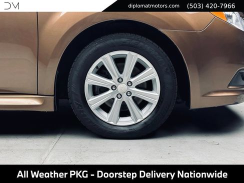 Used 2011 Subaru Legacy 2.5i Premium w/ All-Weather Pkg AWD/4WD image 43