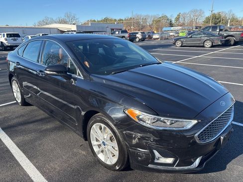 Used 2019 Ford Fusion Energi Titanium image 1
