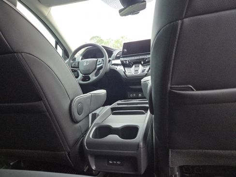 New 2026 Honda Odyssey Touring image 25