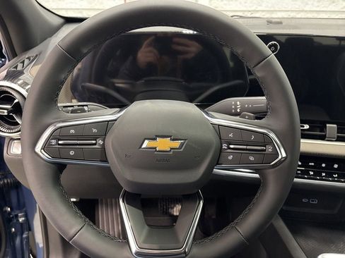 New 2026 Chevrolet Equinox LT w/ Convenience Package II image 21