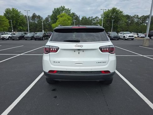 Used 2024 Jeep Compass Limited AWD/4WD image 8