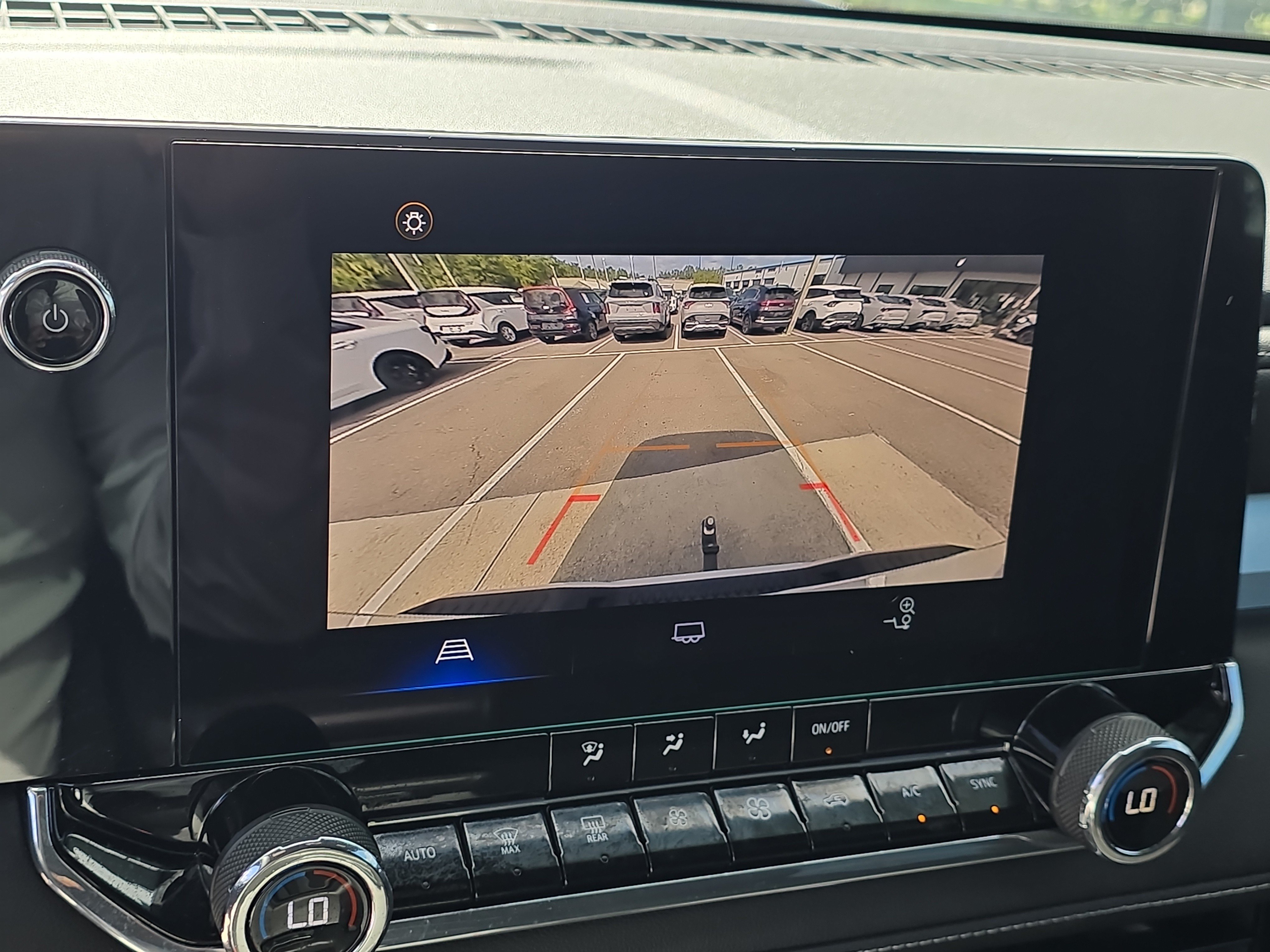 Used 2024 Chevrolet Colorado LT w/ LT Convenience Package RWD image 23