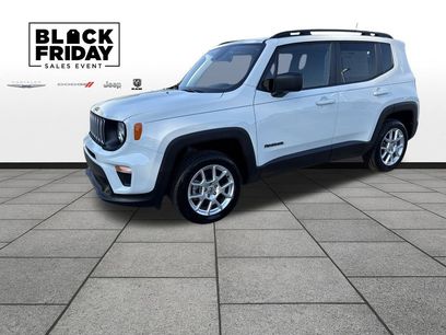 Used 2023 Jeep Renegade Latitude w/ Premium Group