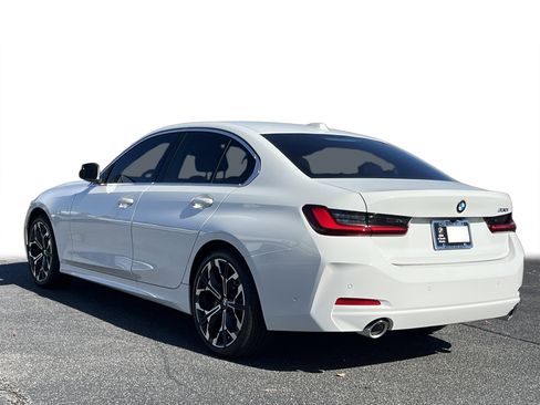 New 2026 BMW 330i Sedan w/ Convenience Package image 25