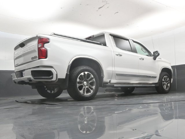 Used 2024 Chevrolet Silverado 1500 High Country w/ Z71 Off-Road Package AWD/4WD image 51
