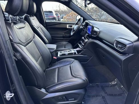 Used 2022 Ford Explorer ST w/ Equipment Group 401A image 38