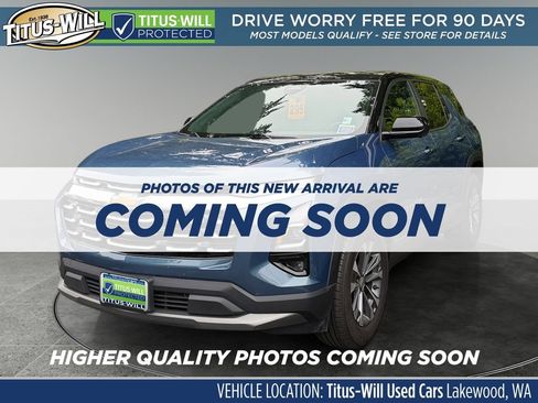 Used 2025 Chevrolet Equinox LT w/ Safety and Technology Package AWD/4WD image 3