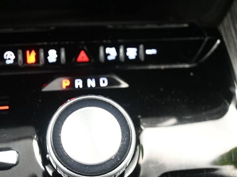 Used 2024 Jeep Wagoneer L Series II w/ Flexible Seating Group image 23