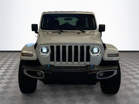 Used 2023 Jeep Wrangler Unlimited Sahara AWD/4WD image 2