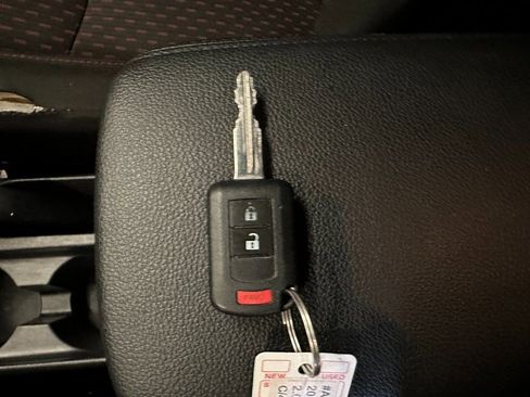 Used 2019 Mitsubishi Outlander Sport ES image 16