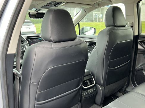 Used 2020 Subaru Outback Limited AWD/4WD image 35