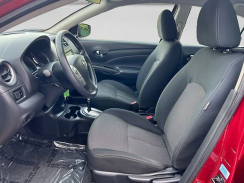Used 2019 Nissan Versa SV FWD image 10
