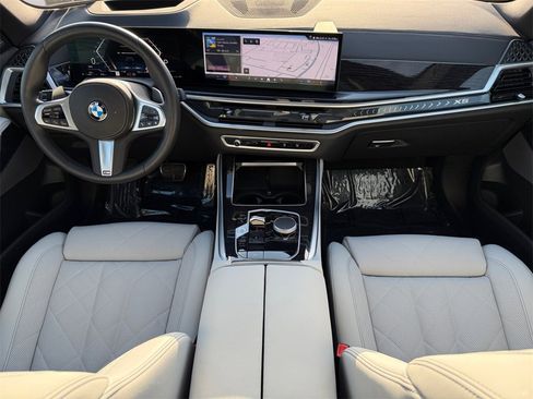 Certified 2026 BMW X5 xDrive40i w/ M Sport Package image 10