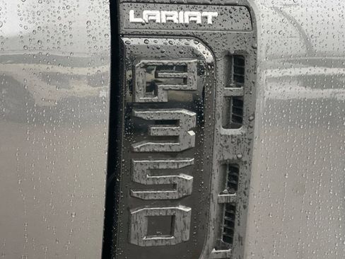 New 2026 Ford F350 Lariat w/ Black Appearance Package image 7