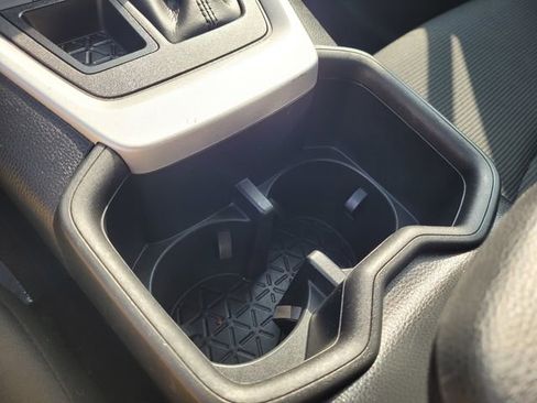 Used 2024 Toyota RAV4 LE image 21