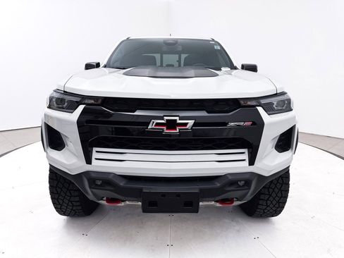Used 2024 Chevrolet Colorado ZR2 AWD/4WD image 11