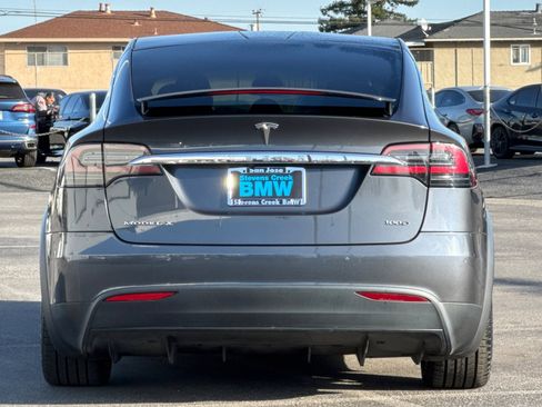 Used 2017 Tesla Model X 100D image 9