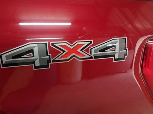 Certified 2022 Ford F150 Lariat w/ Equipment Group 502A High image 14