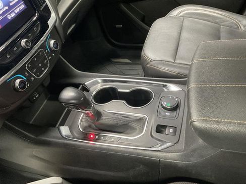 Used 2021 Chevrolet Traverse LT w/ LT Premium Package image 25