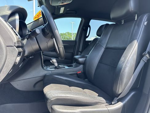 Used 2021 Jeep Grand Cherokee Laredo X AWD/4WD image 16