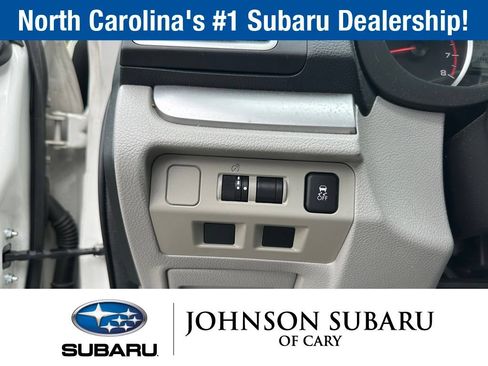 Used 2018 Subaru Forester 2.5i Premium w/ All-Weather Package AWD/4WD image 16