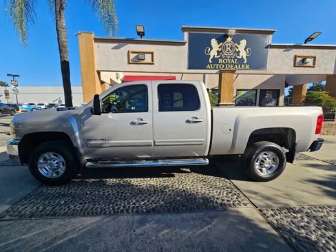 Used 2007 Chevrolet Silverado 2500 LTZ w/ Safety Package image 8
