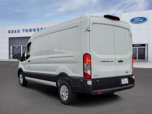 New 2026 Ford Transit 250 148 Medium Roof image 3